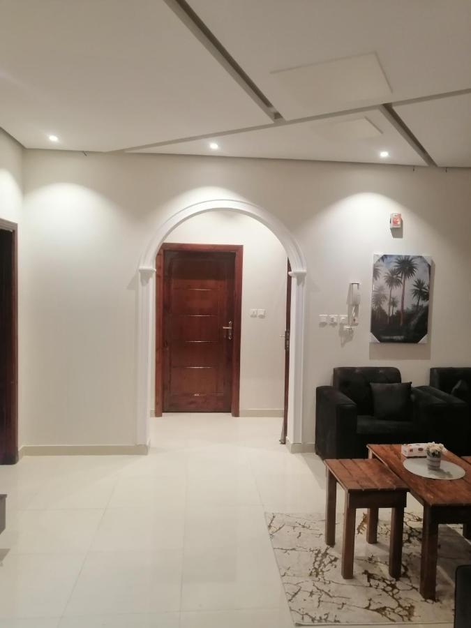 Apartment Three Rose