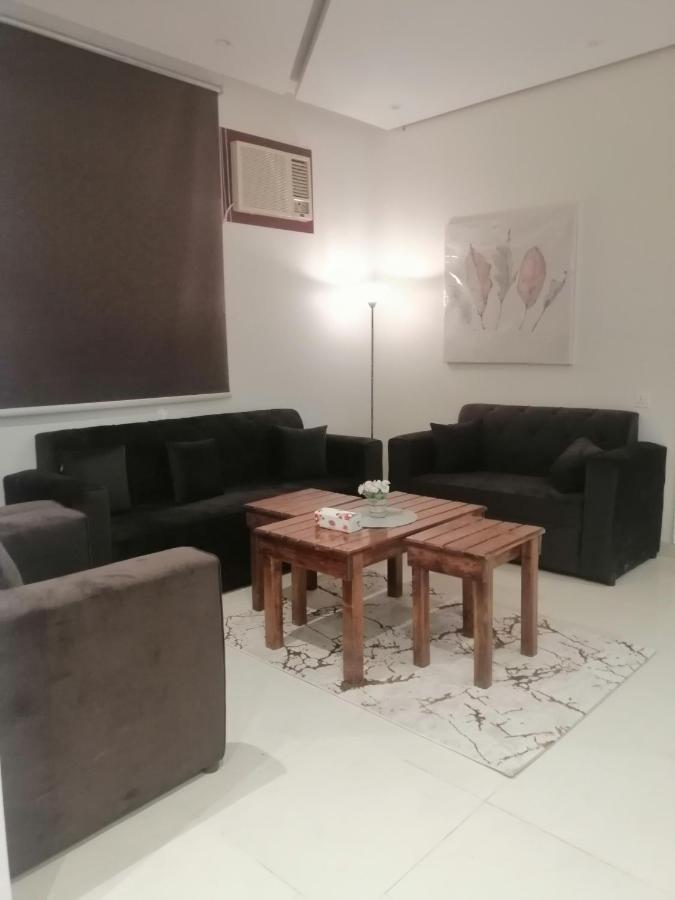 Three Rose Apartment